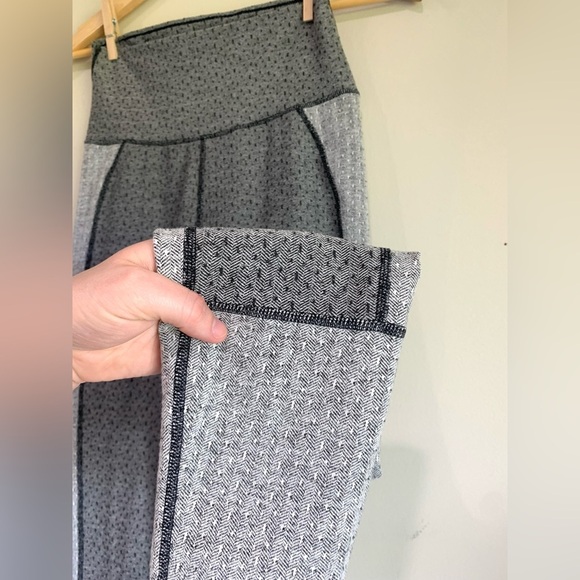 Free People movement two toned knit leggings - Picture 4 of 5